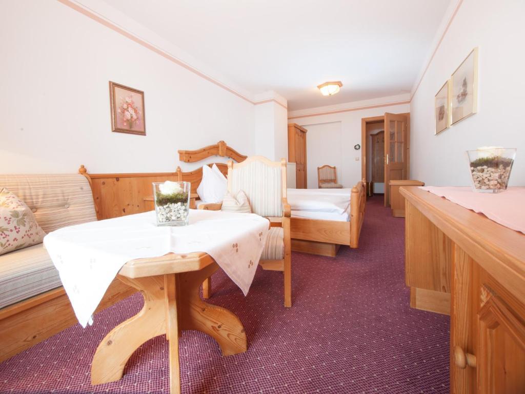 Gasthof Steinerwirt Großgmain Zimmer foto